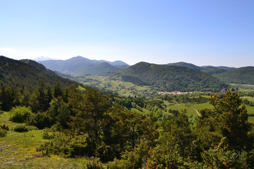 Camping La Mare Aux Fees 호텔 Roquefeuil 외부 사진