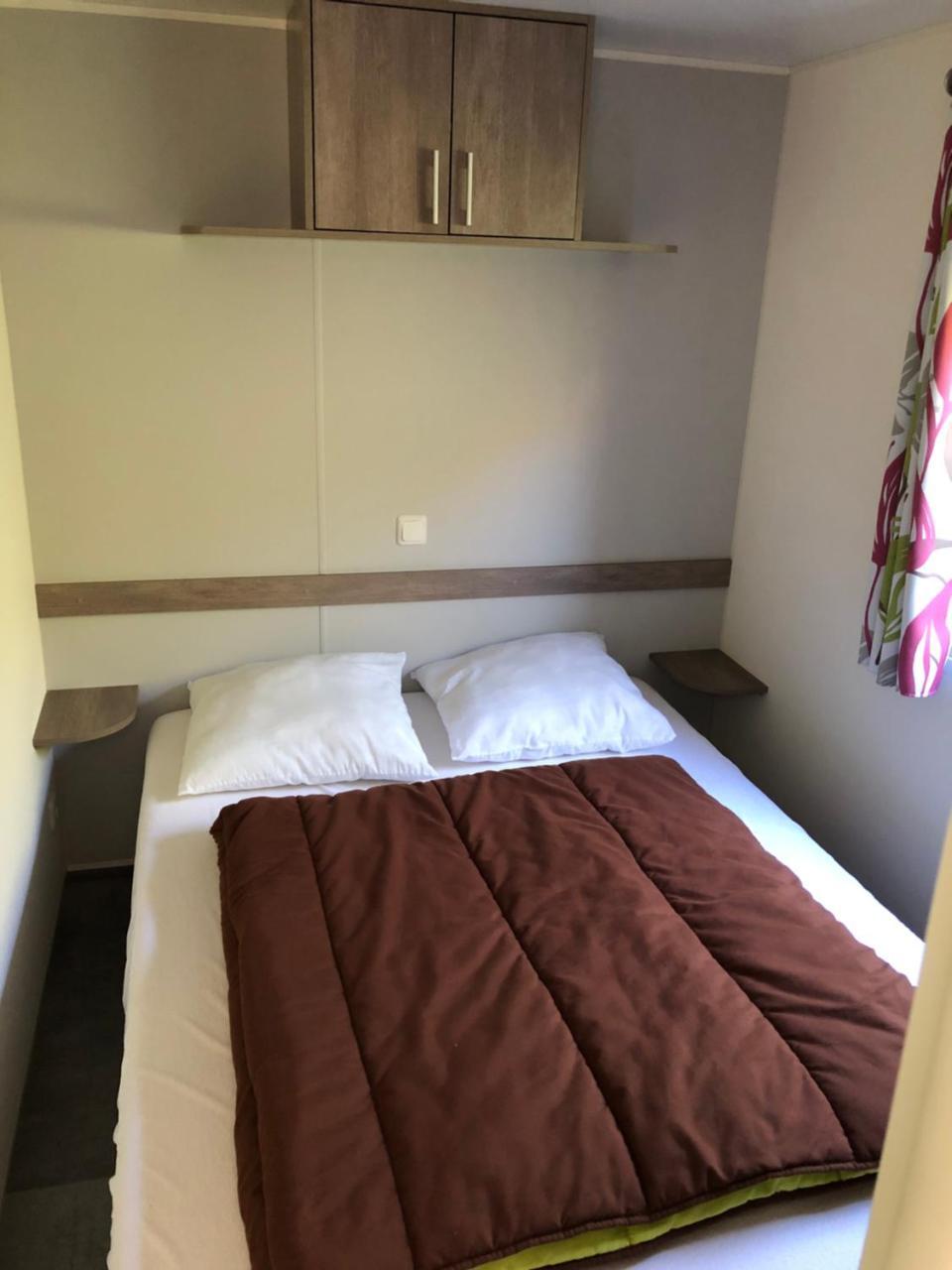 Camping La Mare Aux Fees 호텔 Roquefeuil 외부 사진